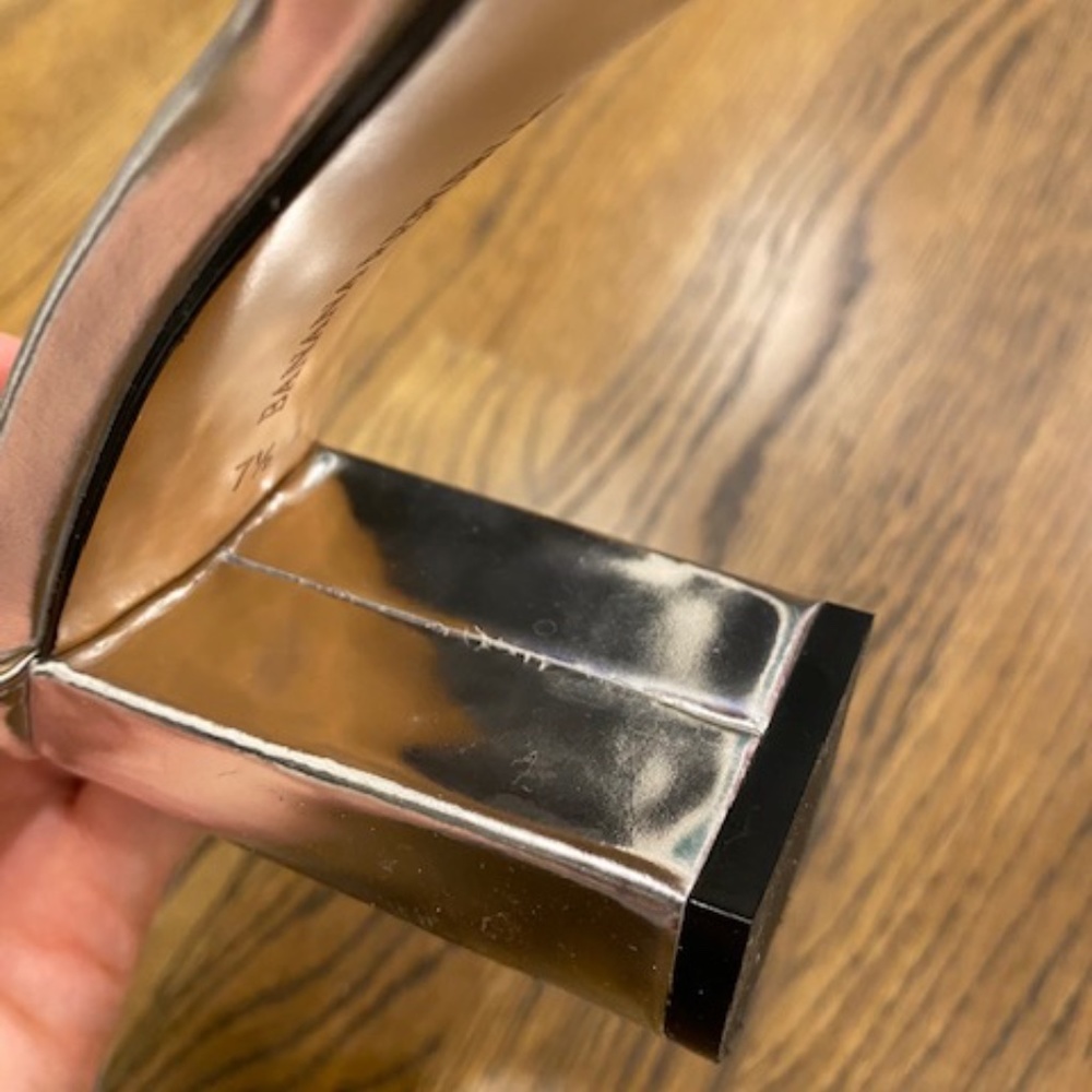 Banana Republic Block Heeled Silver Sandals - Picture 8 of 8